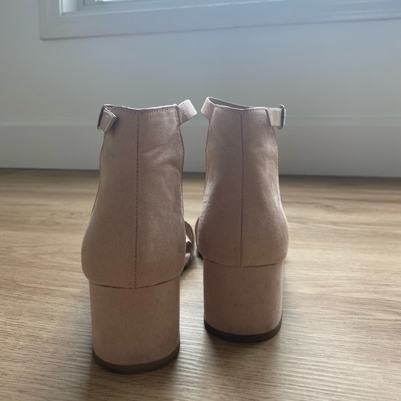 Blush Pink Block Heels - Picture 8 of 9